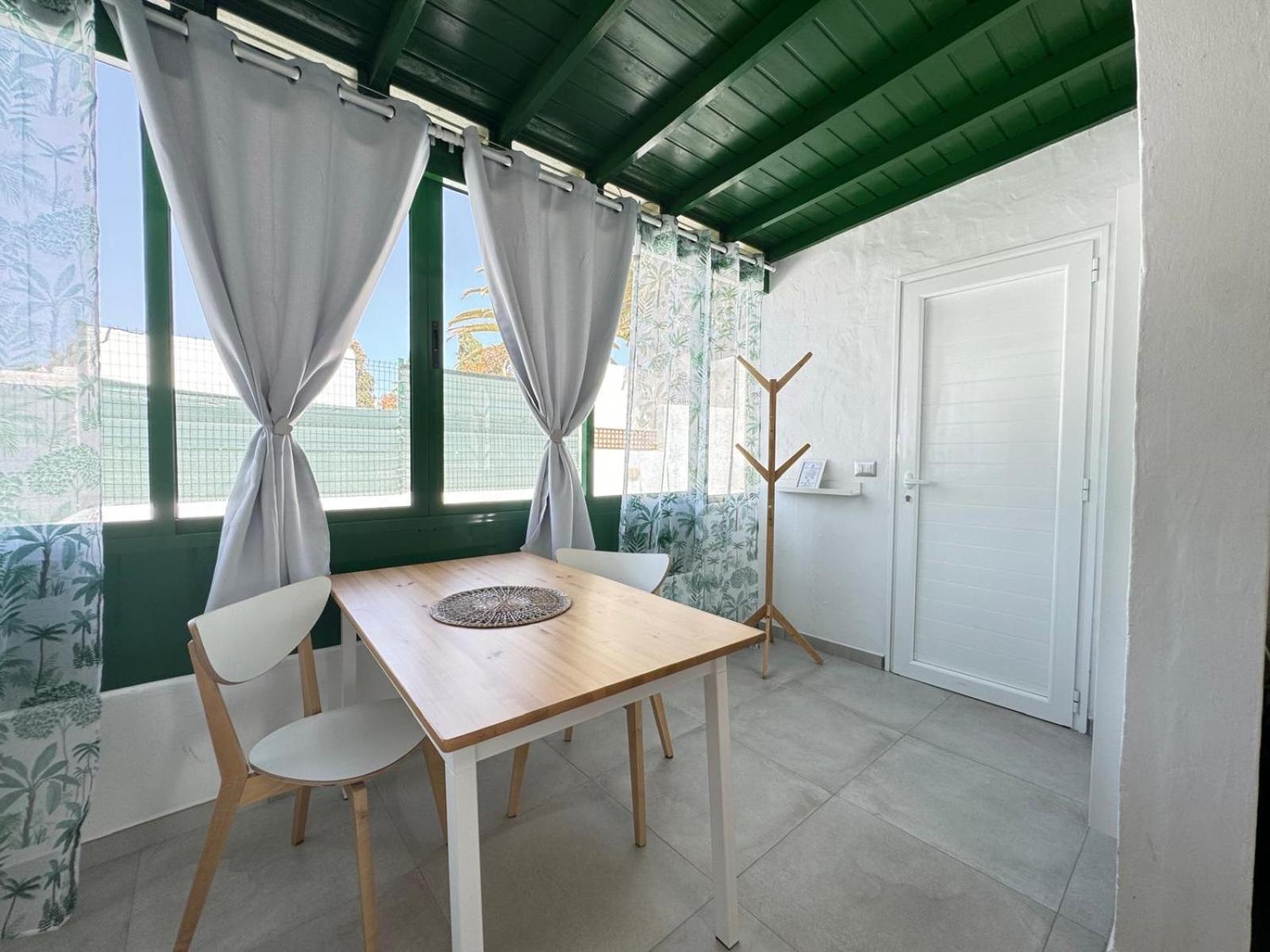 Happy Casa Vivienda Vacacional Tias Exterior photo
